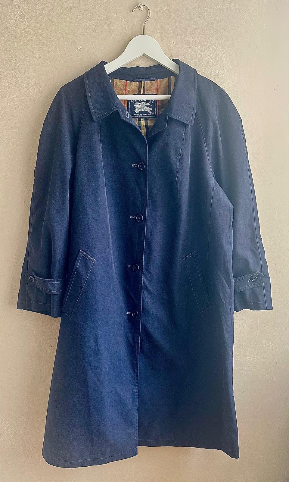 Vintage Burberry navy - M